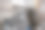 工人用活动扳手固定管道图片下载