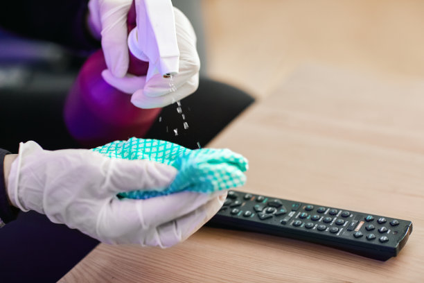 COVID-19擦拭表面图片下载