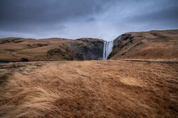 冰岛冬天的斯科加佛斯瀑布图片下载