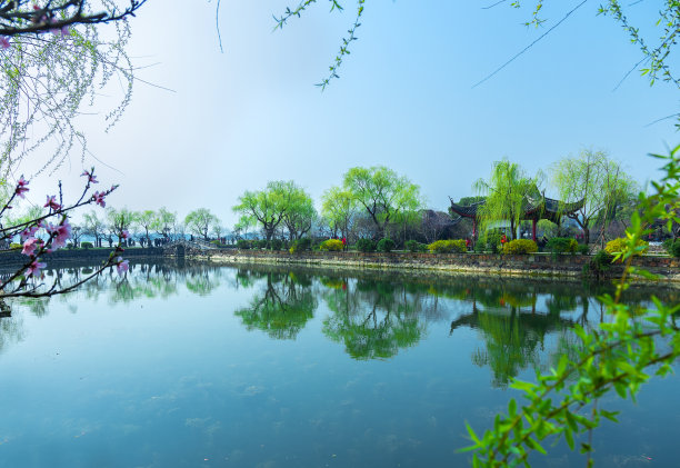 中国江苏省无锡公园的春天图片下载