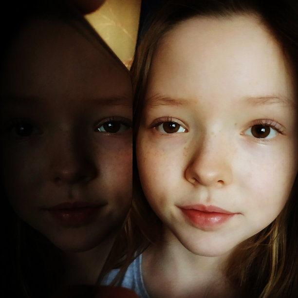 带有倒影的女孩面部图片下载