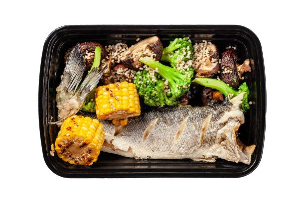 均衡饮食，生酮饮食。一次性生态餐中的运动营养概念。孤立，白色背景，俯视图。图片下载