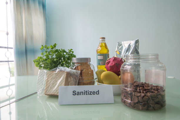 消毒家里的杂货图片下载