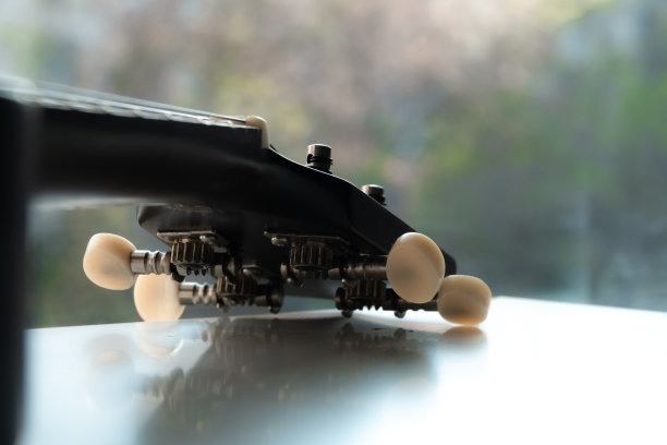 尤克里里和反射的特写图片下载