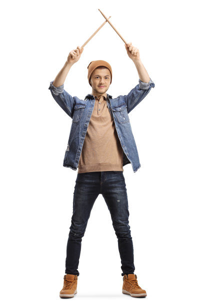 一个拿着鸡腿站着的家伙图片下载