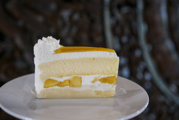 芒果酸奶蛋糕。图片下载