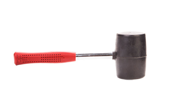 盖屋顶的人工作。图片下载