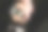 一个金匠的手使用金匠的工具制作金或银戒指或钻石的特写图片下载