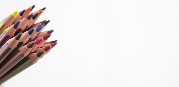 一组彩色铅笔来画画图片下载