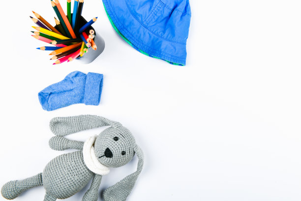 蓝色的婴儿衣服。平的。牛仔裤，袜子和巴拿马。写的地方图片下载