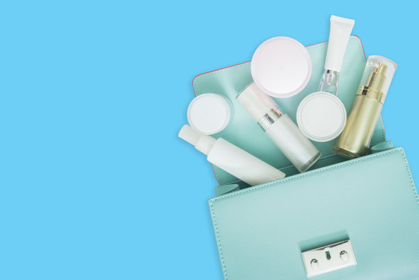 化妆品和女人包上隔离白色，化妆品图片下载