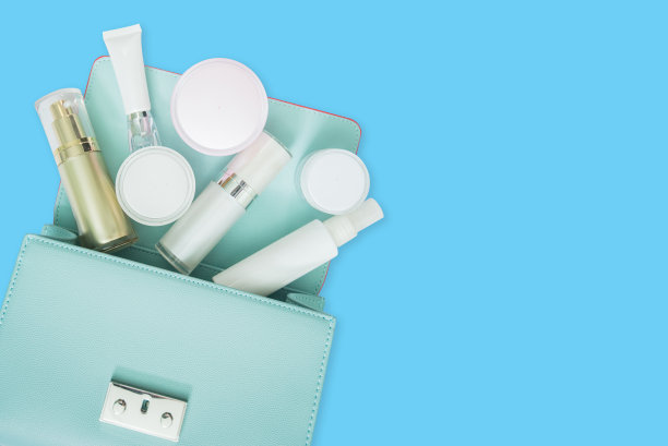 化妆品和女人包上隔离白色，化妆品图片下载