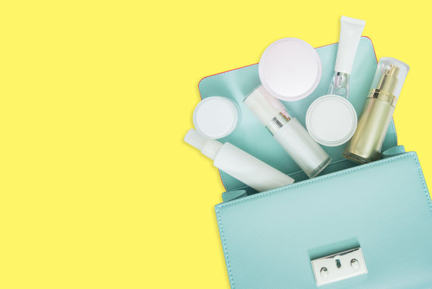 化妆品和女人包上隔离白色，化妆品图片下载