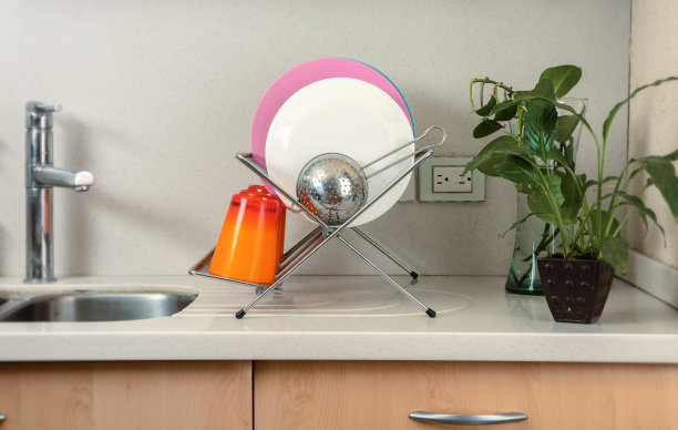 干净的盘子图片下载