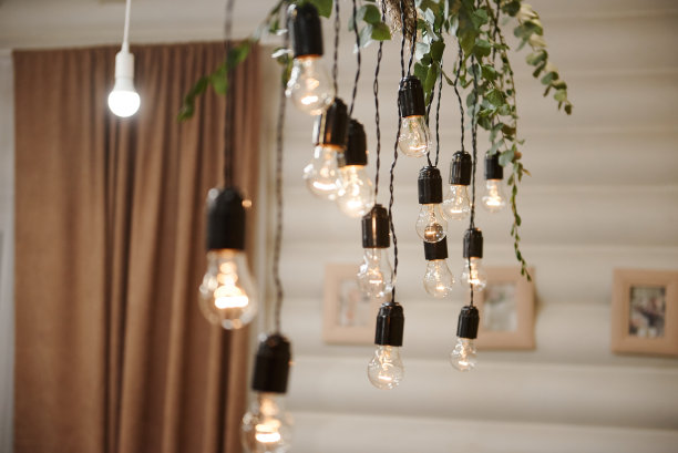 餐厅的节日装饰。图片下载