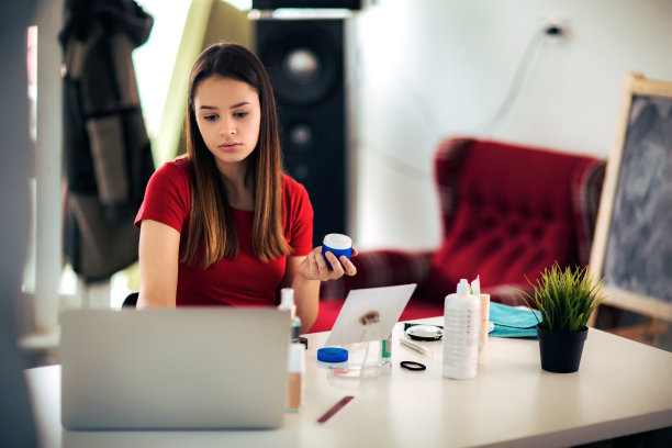 这个产品对我的皮肤有好处素材图片