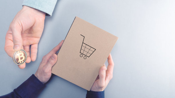 比特币购物的概念。人通过比特币支付并接收货物。健美的图片图片下载