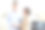 年轻夫妇搬进新家图片下载