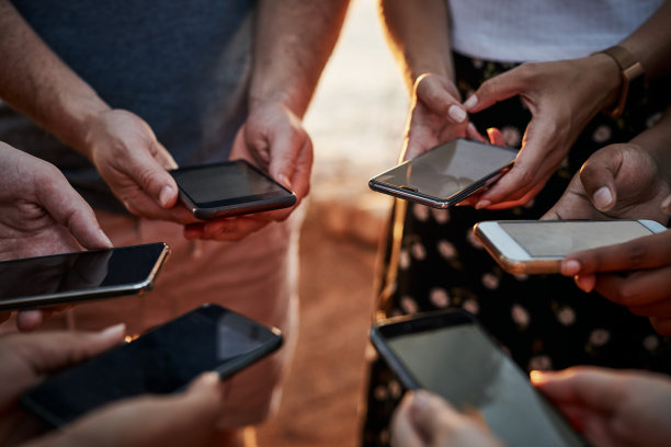 这是一件你肯定会发现每个人都持有的东西图片下载