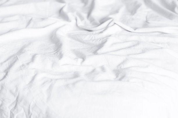 皱巴巴的白床单图片下载
