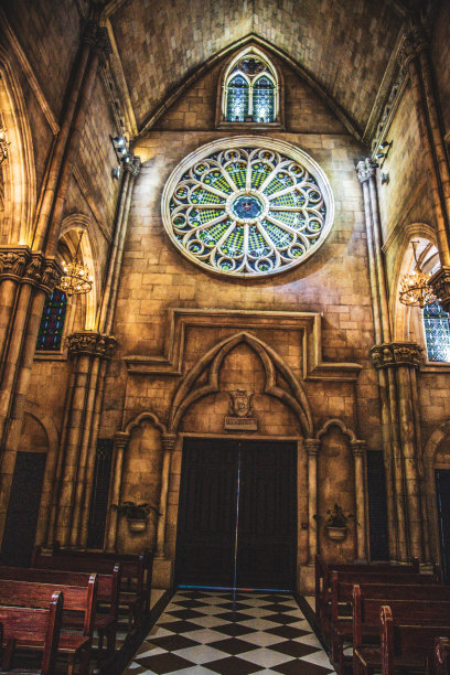 越南中部岘港阳光世界的法国村巴纳山图片下载