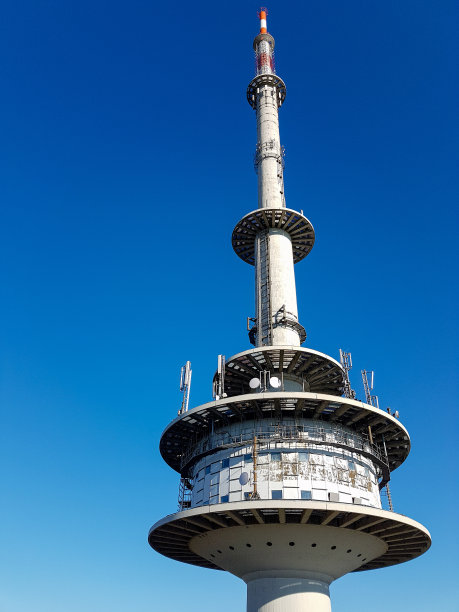 比勒费尔德的电视塔在条顿堡森林图片下载