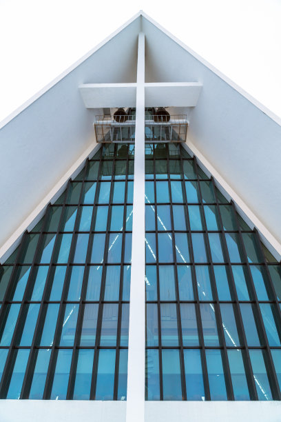 低角度的北极大教堂正面图片下载