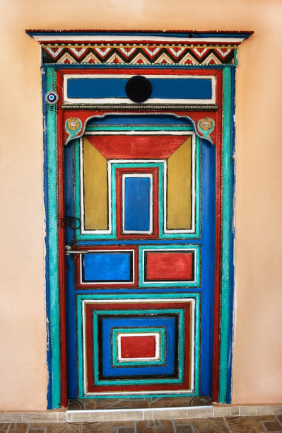 破旧的木门。历史古城。comakdag,米拉,土耳其图片下载