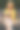 一个漂亮的卷发红发女孩正坐在公园的长椅上看书图片下载