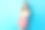 转过照片的内容友好可爱的女孩交叉她的手享受工作的日子穿好看的衣服孤立的蓝色背景图片下载