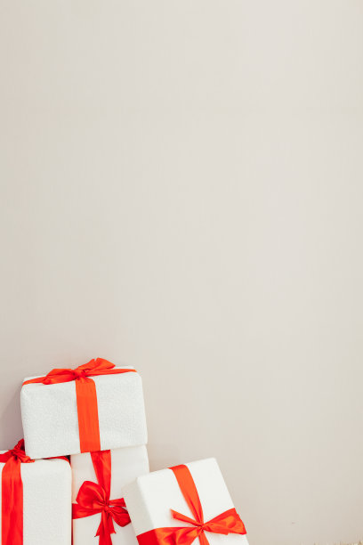 灰色背景的生日礼物图片下载