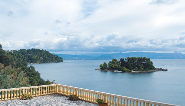 希腊科孚岛的海滩图片下载