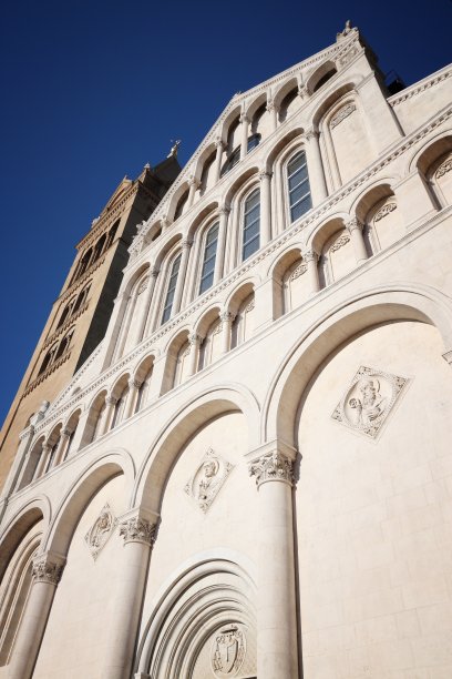 佩奇教堂图片下载