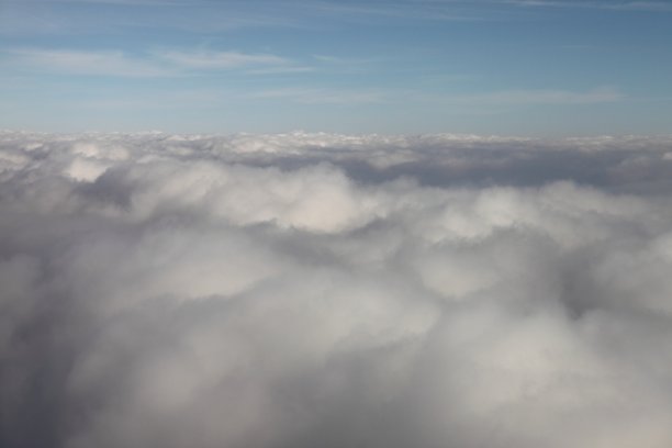 头在云端图片下载