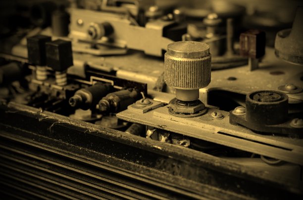 老式磁带录音机。图片下载