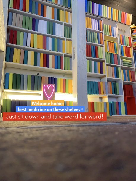 欢迎回家的概念:最好的药品在货架上。图片下载