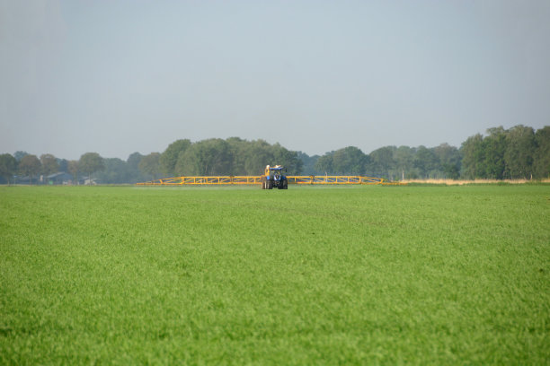 农业领域喷雾器。图片下载