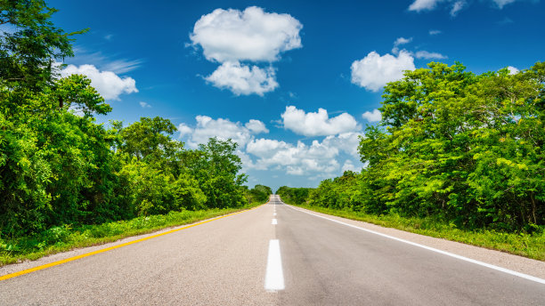 通往墨西哥坎昆的无尽公路小巷图片下载