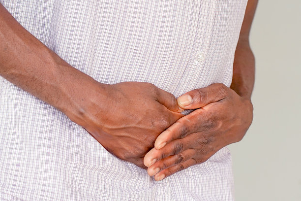 非洲男人腹痛图片下载