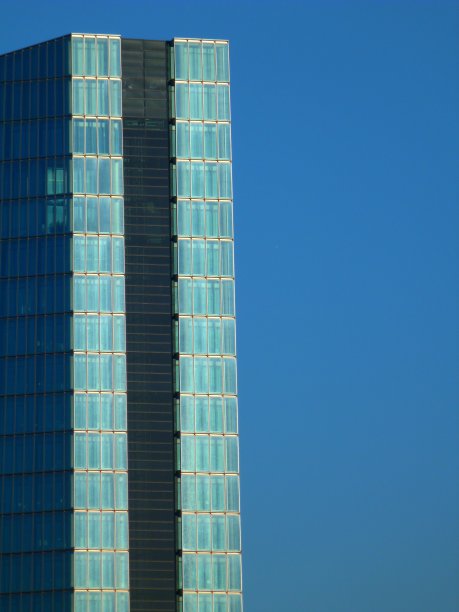 马赛的新住宅区图片下载