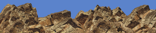 山的风景。特写镜头。宽阔的旗帜与美丽的山峰的山脉。图片下载