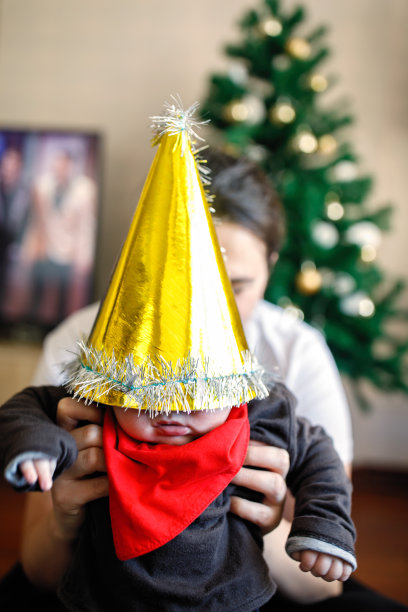 祝妈妈和她的宝贝儿子在元旦快乐图片下载