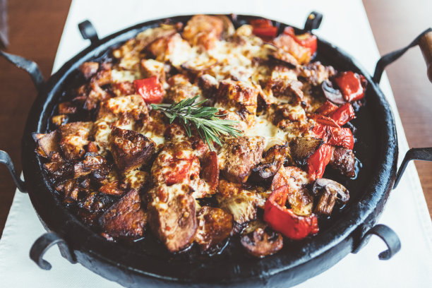 乡村风格的晚餐图片下载