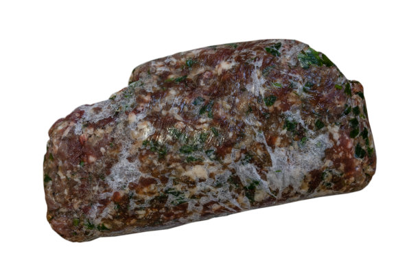 白色背景上的冷冻肉末图片下载