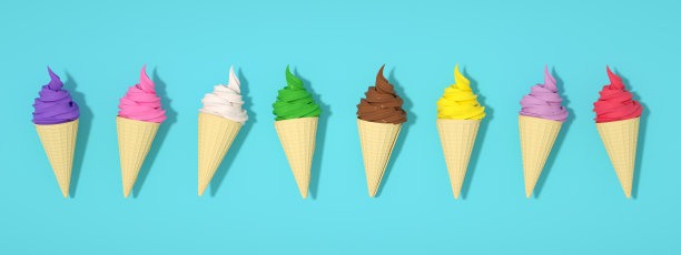 冰淇淋和蛋筒，简约的夏日概念图片下载