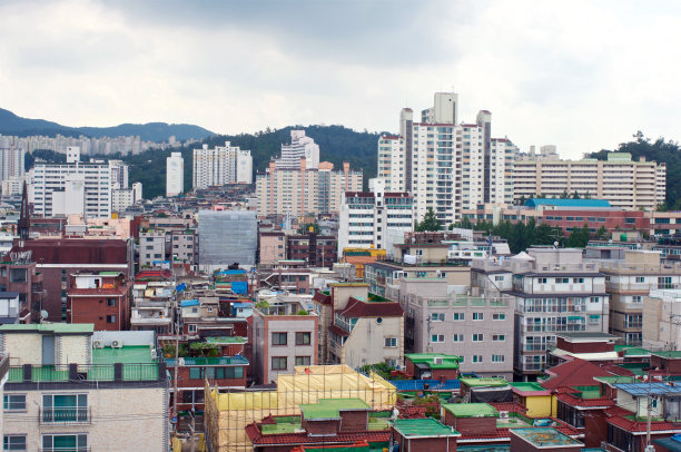 从屋顶俯瞰Sillim图片下载