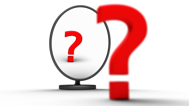 我是谁?问号和镜子。3 d渲染。图片下载