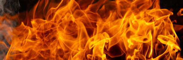火焰燃烧的背景发光图片下载