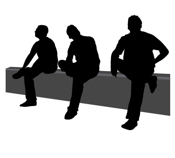 三个人坐在篱笆上图片下载