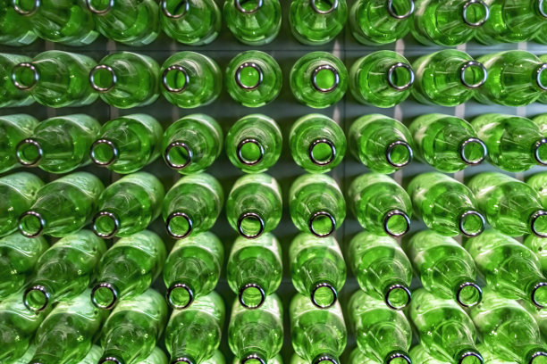 绿色的瓶子作为背景图片下载